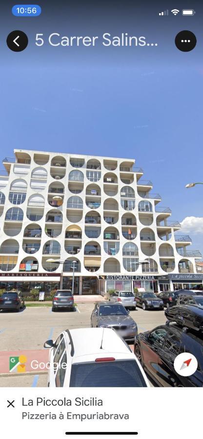 Bahia1-3-41 apt 1ère ligne mer à Empuriabrava Eksteriør bilde