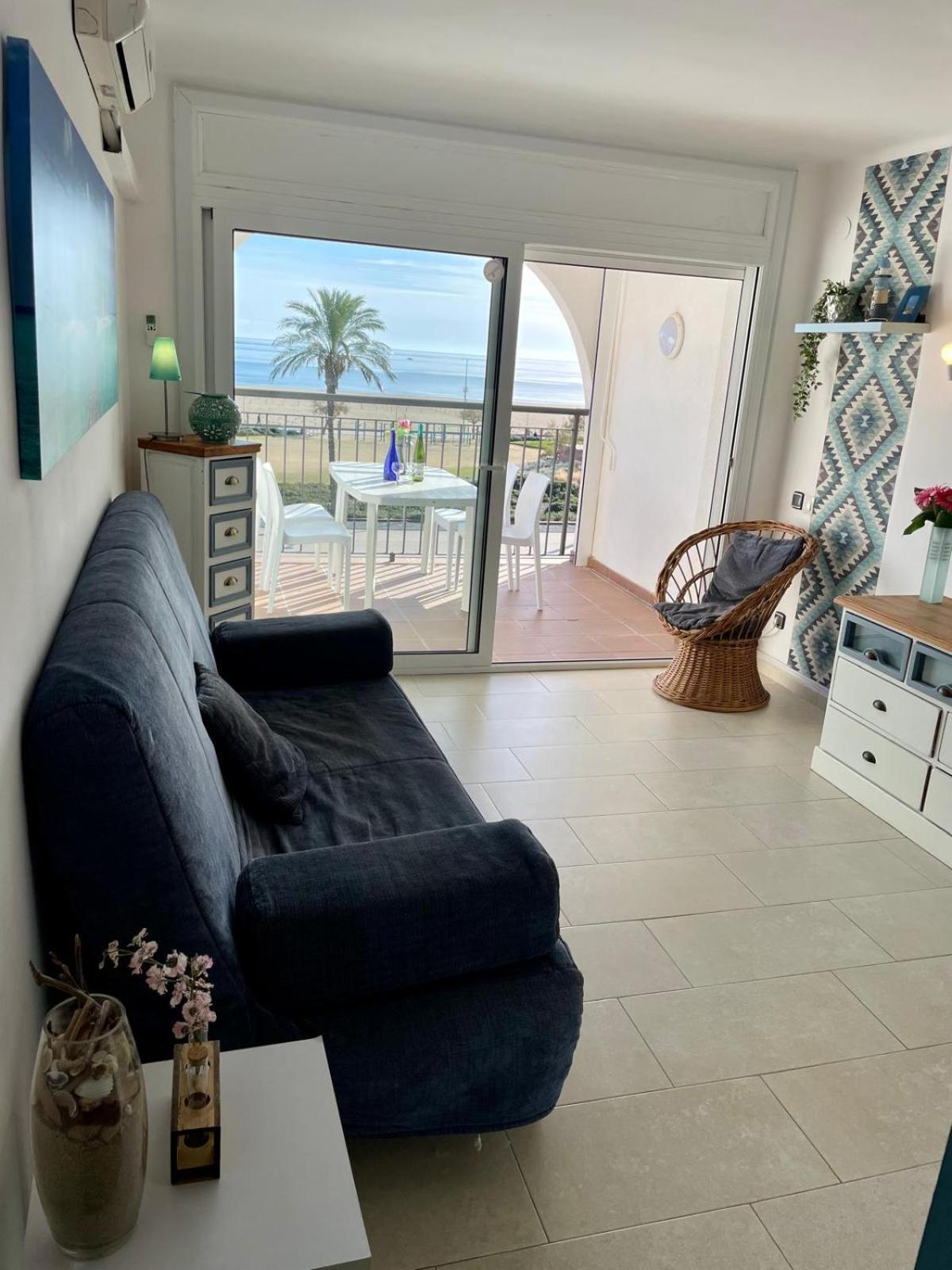 Bahia1-3-41 apt 1ère ligne mer à Empuriabrava Eksteriør bilde