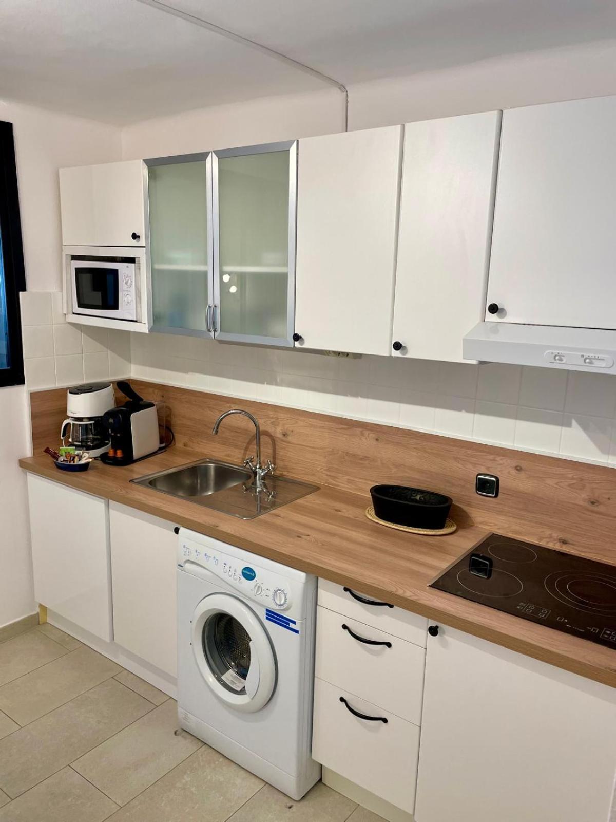 Bahia1-3-41 apt 1ère ligne mer à Empuriabrava Eksteriør bilde
